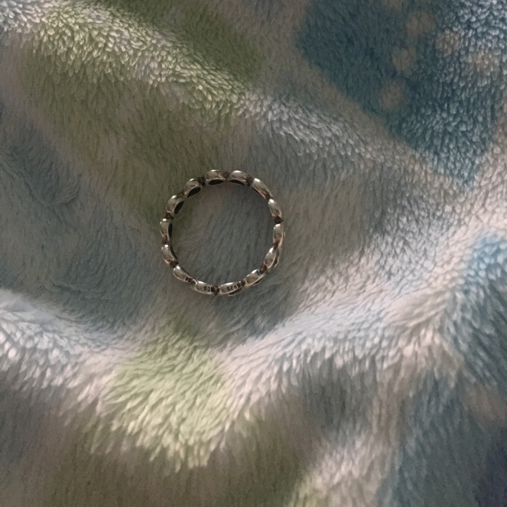 Pandora ring